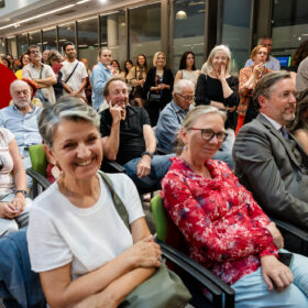 Vernissage HGT im ÖGB-Catamaran ©Luiza Puiu